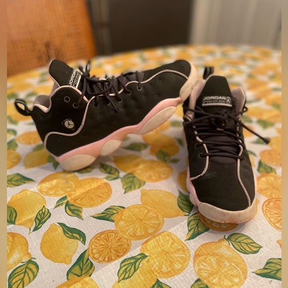 Nike Air Jordans - Picture 8 of 16